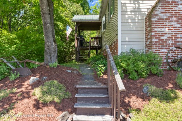 5150 Route 9g, Germantown, NY 12526
