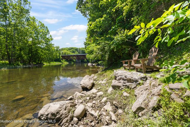5150 Route 9g, Germantown, NY 12526
