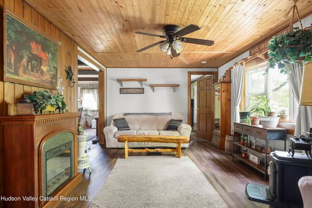 5150 Route 9g, Germantown, NY 12526