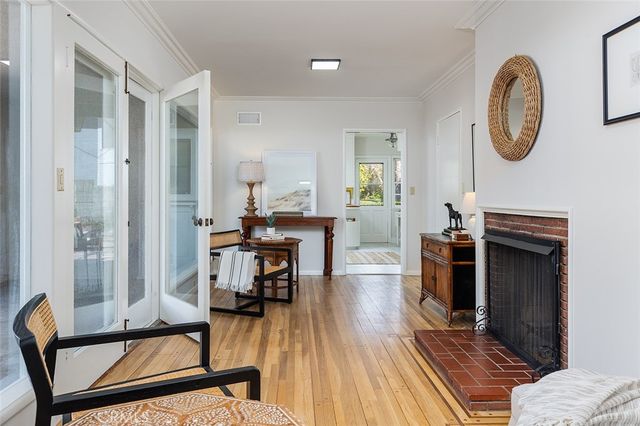 1875 Braeburn Road, Altadena, CA 91001