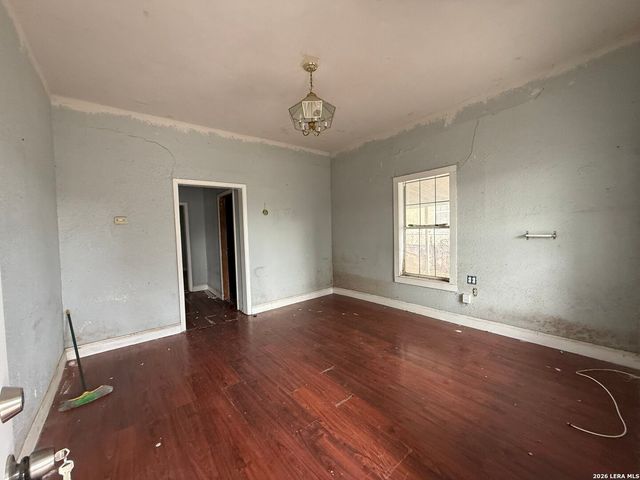 809 LEAL ST, San Antonio, TX 78207