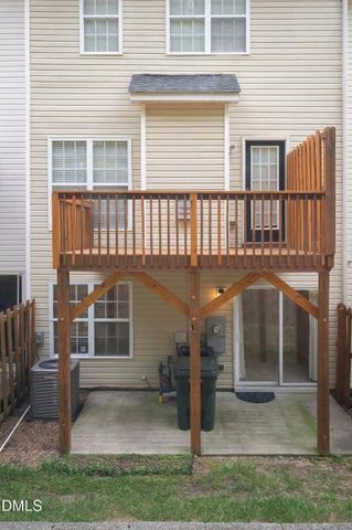 3123 Winding Waters Way, Raleigh, NC 27614