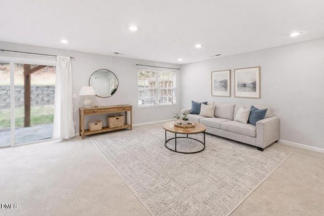 3123 Winding Waters Way, Raleigh, NC 27614