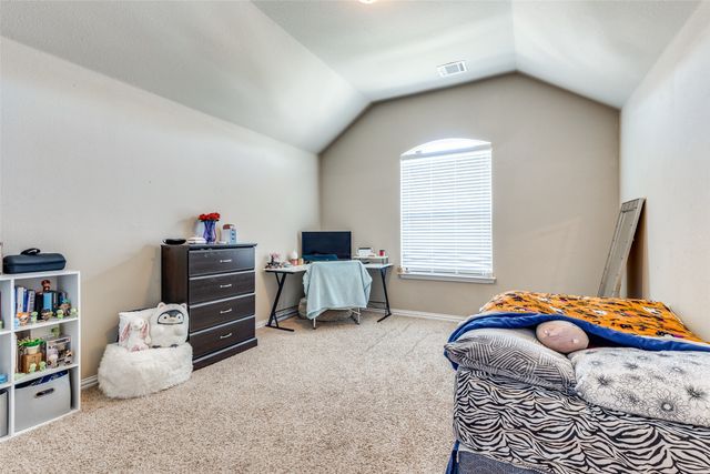 9836 Yellow Cup Drive, Fort Worth, TX 76177