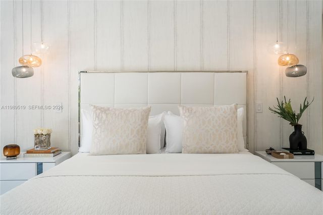 7900 SW 57th Ct, South Miami, FL 33143