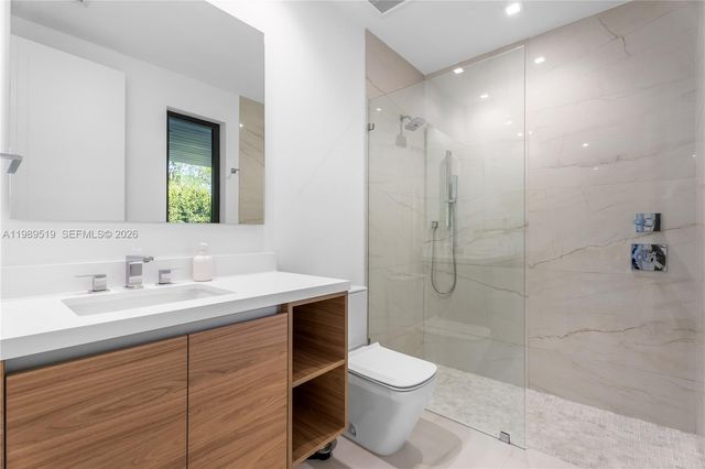 7900 SW 57th Ct, South Miami, FL 33143