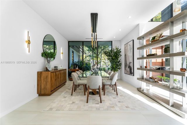 7900 SW 57th Ct, South Miami, FL 33143