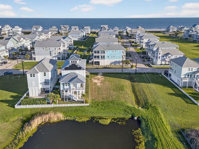 11396 Starfish, Galveston, TX 77554