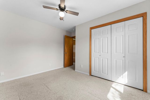 7782 Dunmore Road, Woodbury, MN 55125