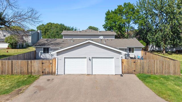 7782 Dunmore Road, Woodbury, MN 55125