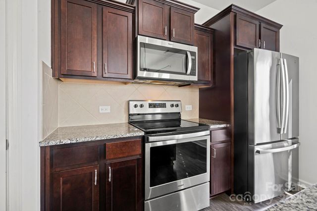 165 Old Harbor Drive, Mount Gilead, NC 27306