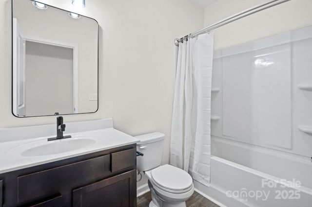 165 Old Harbor Drive, Mount Gilead, NC 27306