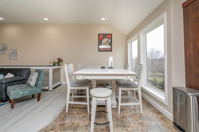 2306 LONGWOOD DR, Columbia, MO 65203