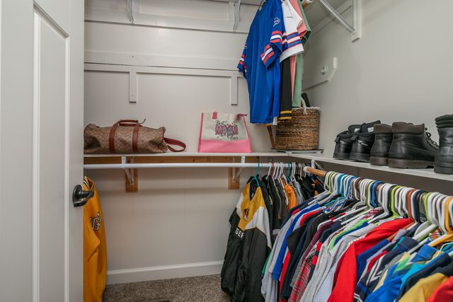 2306 LONGWOOD DR, Columbia, MO 65203