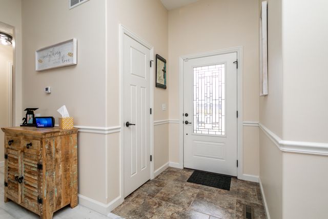 2306 LONGWOOD DR, Columbia, MO 65203