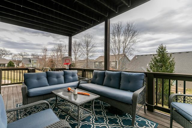 2306 LONGWOOD DR, Columbia, MO 65203