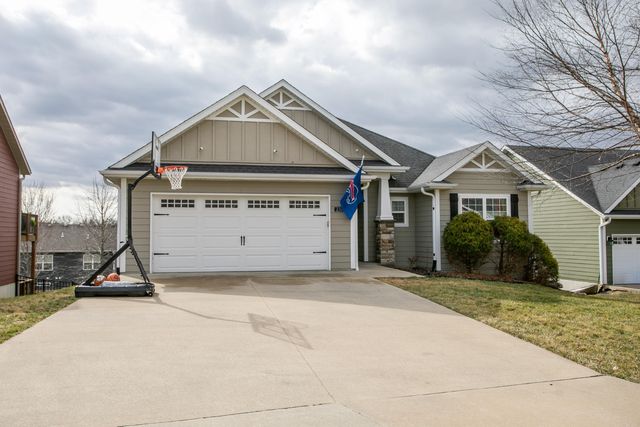 2306 LONGWOOD DR, Columbia, MO 65203