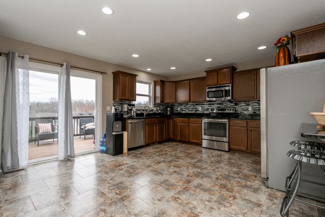 2306 LONGWOOD DR, Columbia, MO 65203