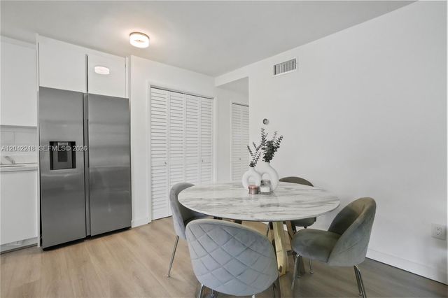 1614 West Ave 203, Miami Beach, FL 33139