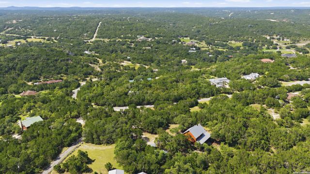 800 Woodcreek Ranch RD, Wimberley, TX 78676