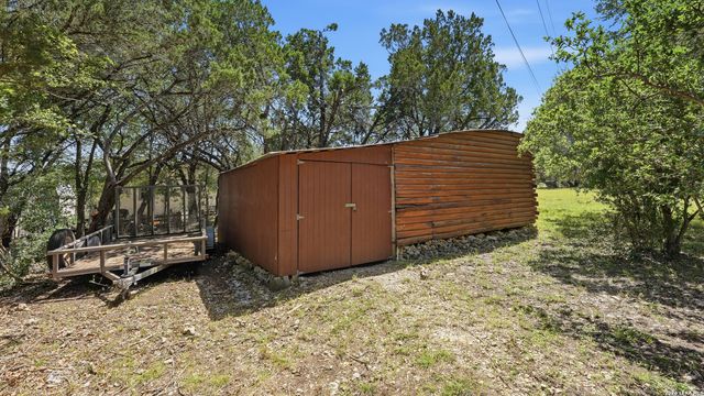 800 Woodcreek Ranch RD, Wimberley, TX 78676