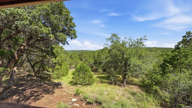800 Woodcreek Ranch RD, Wimberley, TX 78676