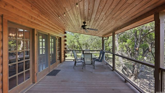 800 Woodcreek Ranch RD, Wimberley, TX 78676