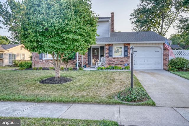 908 SCHOOLHOUSE LN, Dover, DE 19904