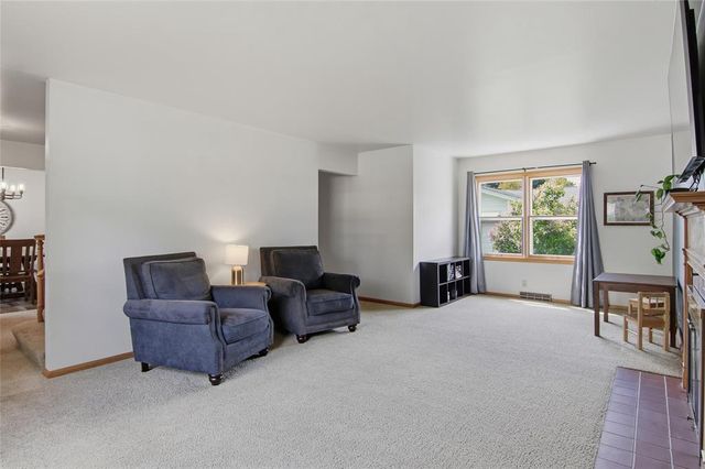 2610 Marilyn Drive, Eau Claire, WI 54701