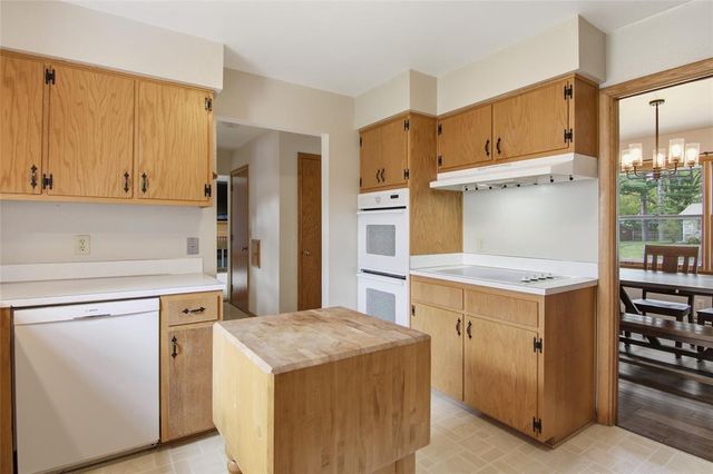 2610 Marilyn Drive, Eau Claire, WI 54701