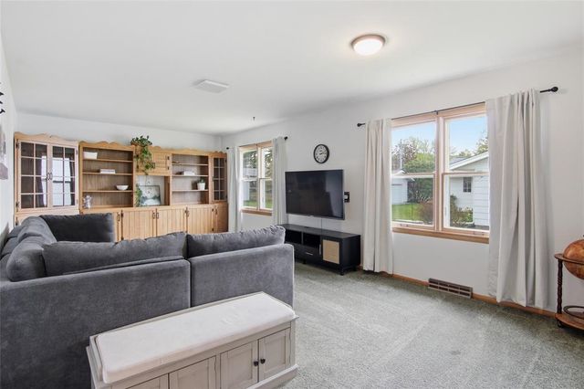 2610 Marilyn Drive, Eau Claire, WI 54701