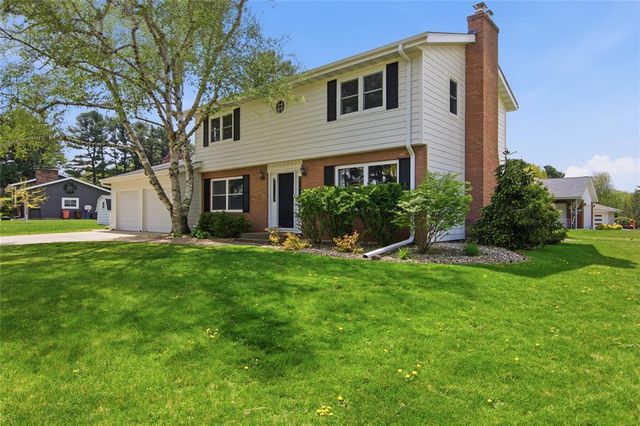 2610 Marilyn Drive, Eau Claire, WI 54701