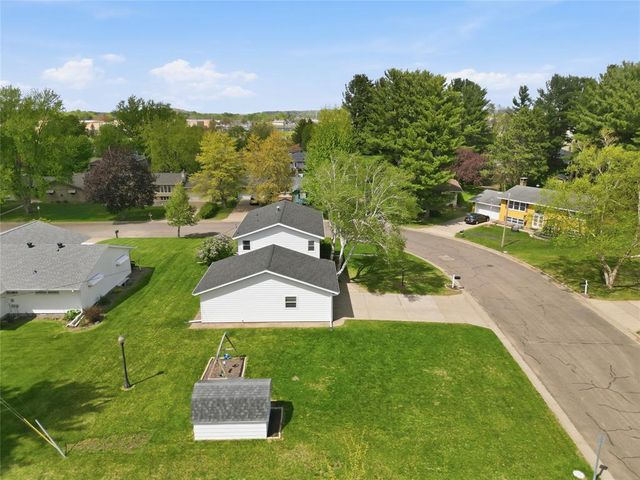 2610 Marilyn Drive, Eau Claire, WI 54701