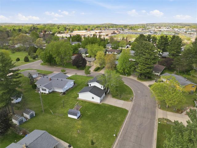2610 Marilyn Drive, Eau Claire, WI 54701