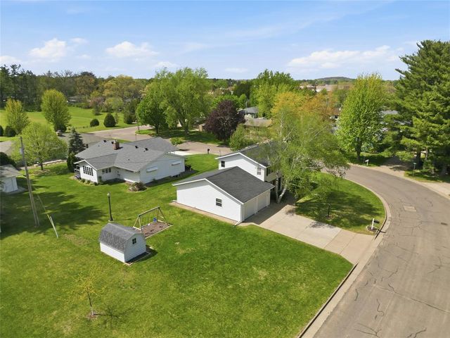 2610 Marilyn Drive, Eau Claire, WI 54701