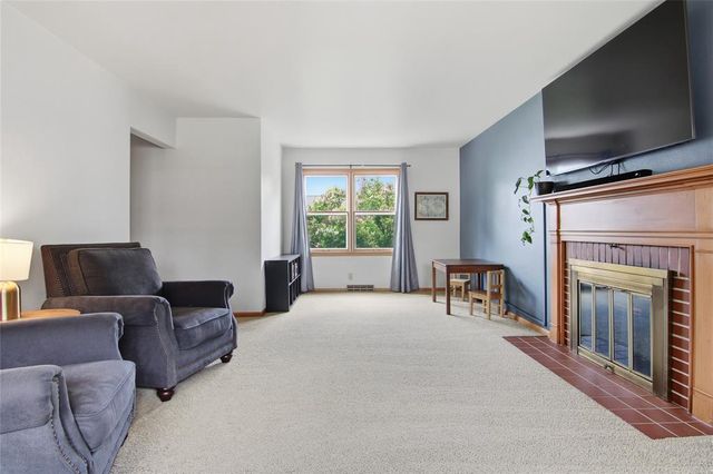 2610 Marilyn Drive, Eau Claire, WI 54701