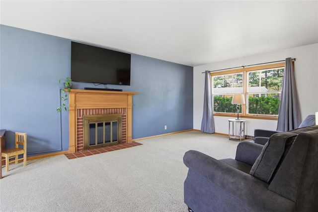 2610 Marilyn Drive, Eau Claire, WI 54701