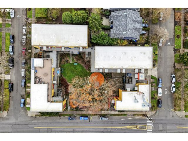 2525 N KILLINGSWORTH St 109, Portland, OR 97217