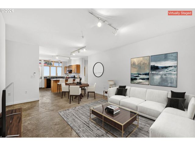 2525 N KILLINGSWORTH St 109, Portland, OR 97217