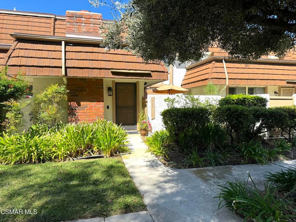10201 Valley Circle Boulevard 2, Chatsworth, CA 91311 — exterior