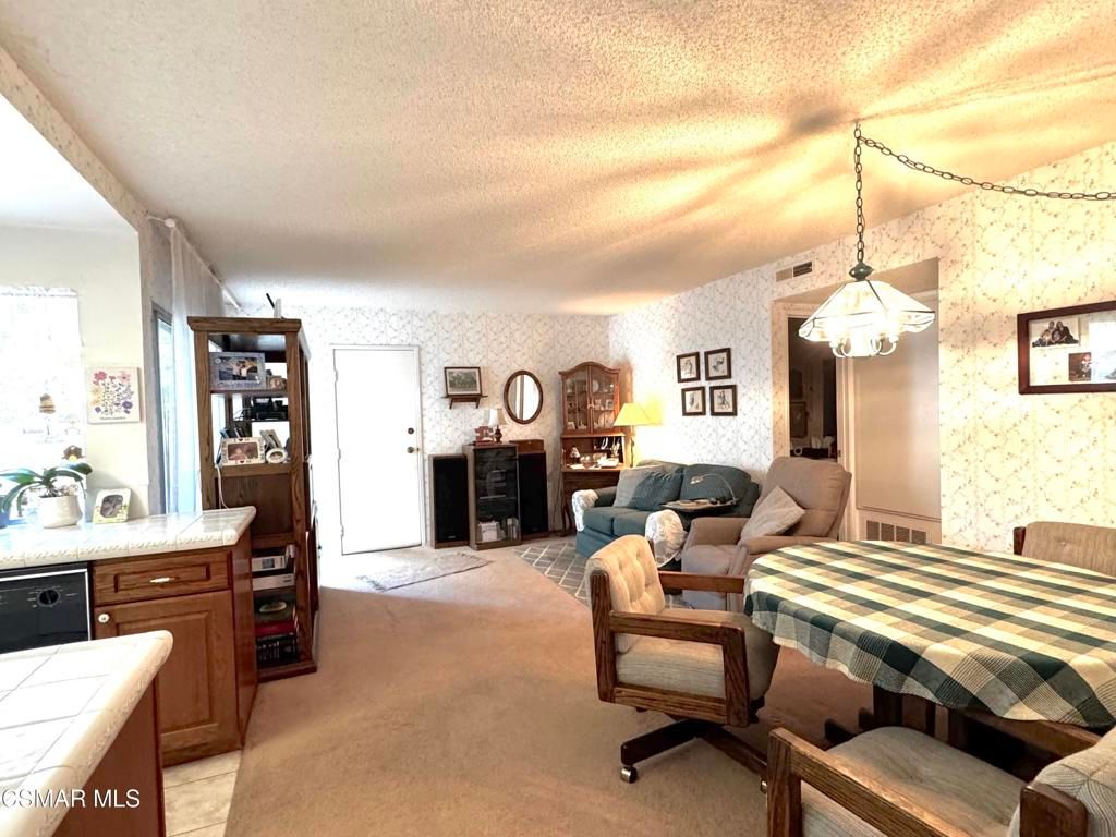 10201 Valley Circle Boulevard 2, Chatsworth, CA 91311 — photo 5