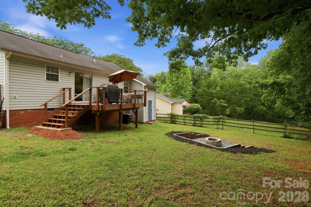 1221 Capps Hollow Drive, Charlotte, NC 28216