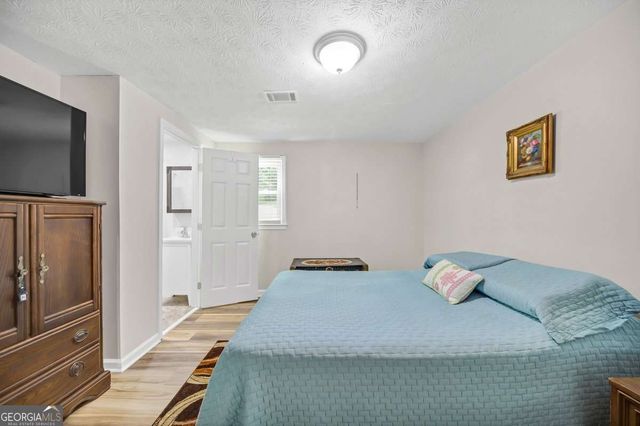 3184 Newcastle Way, Snellville, GA 30039