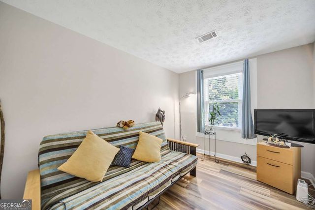 3184 Newcastle Way, Snellville, GA 30039
