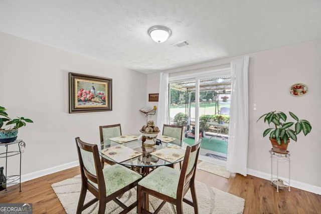 3184 Newcastle Way, Snellville, GA 30039
