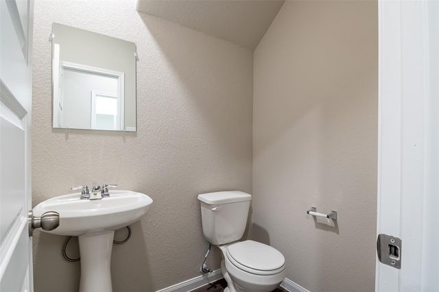 2413 Tavo Trail Drive, Conroe, TX 77301