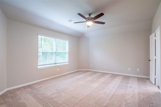 2413 Tavo Trail Drive, Conroe, TX 77301