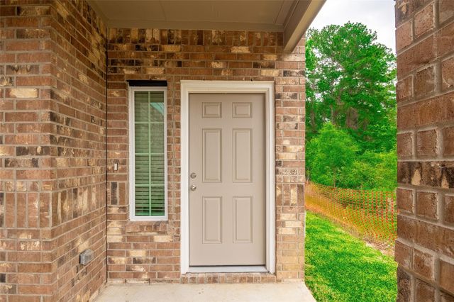 2413 Tavo Trail Drive, Conroe, TX 77301