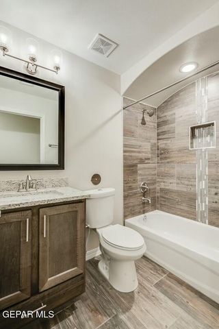 6058 Fall Ridge Street, Sunland Park, NM 88008