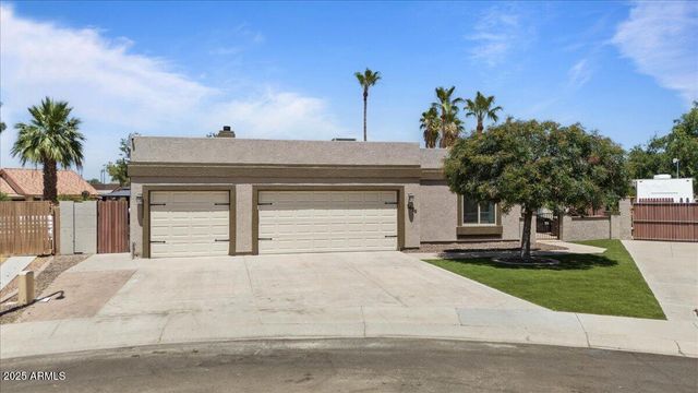 1670 E WHITTEN Street, Chandler, AZ 85225